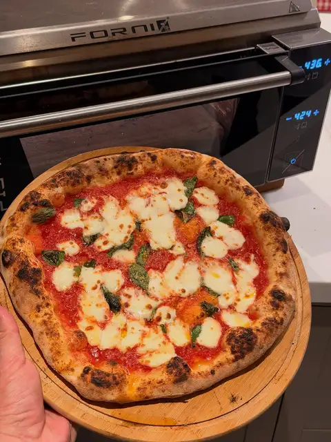 🍕Una belíssima Margherita DOP @effeunoofficial #pizzanapolitana #pizzatime #pizzanapoletana
